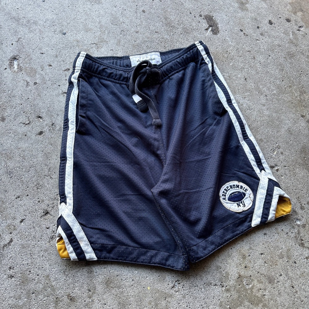 Abercrombie Kids Navy Blue Mesh Athletic Shorts Boys Large Football Patch